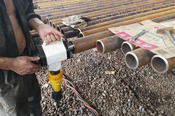 Internal Expansion Pipe Beveling Machine